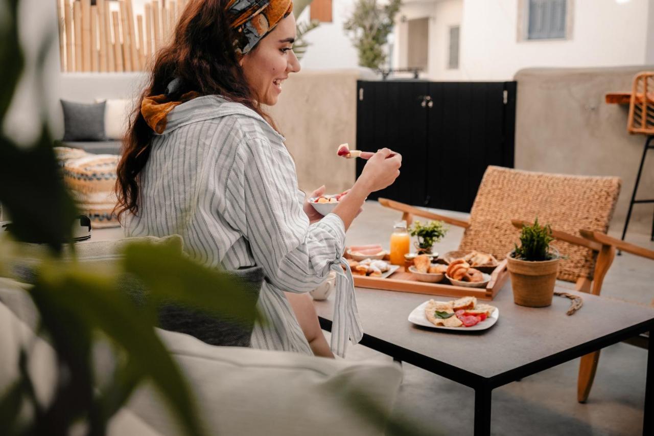 Naxos City Emery Hotel מראה חיצוני תמונה