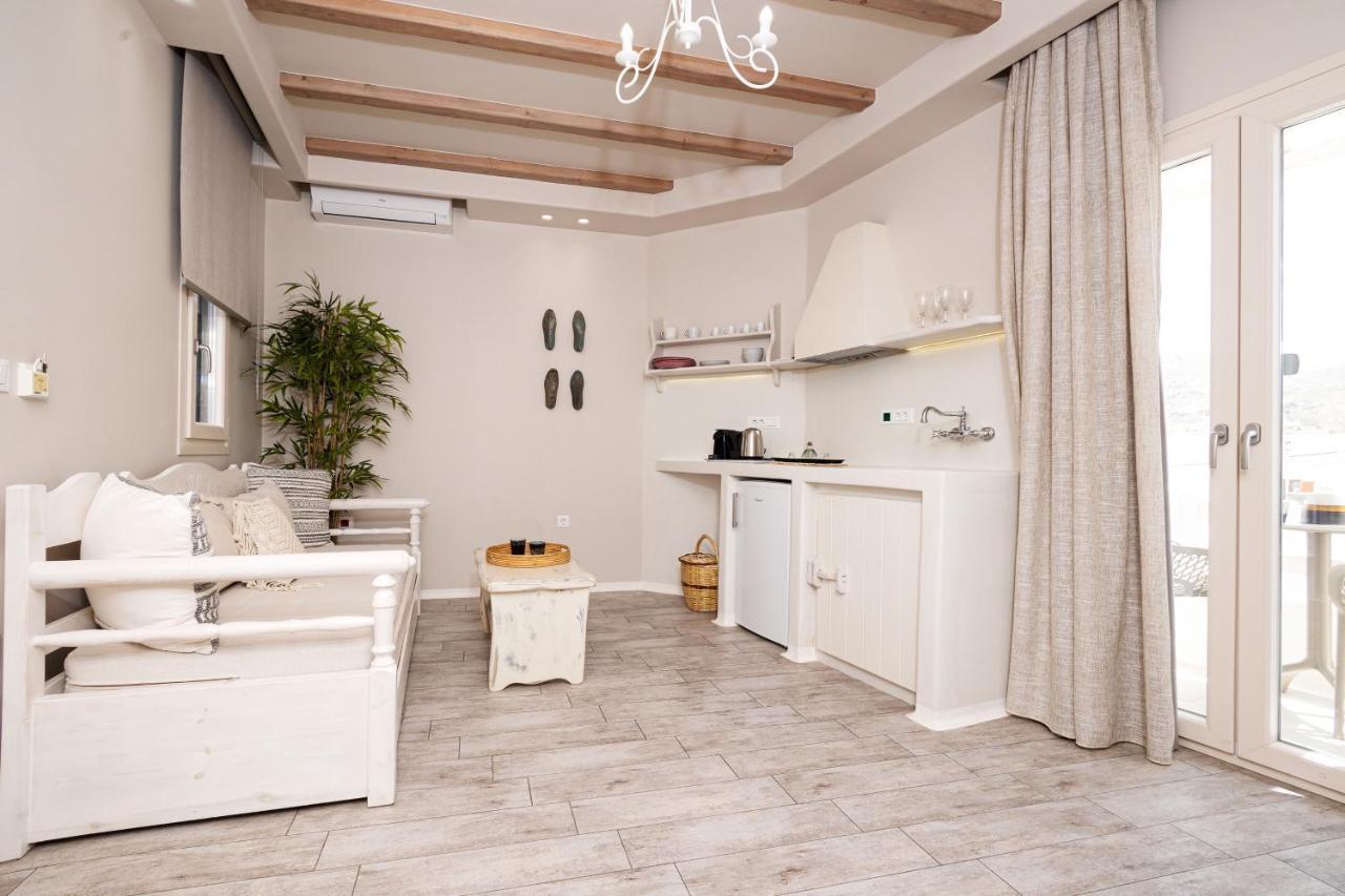 Naxos City Emery Hotel מראה חיצוני תמונה