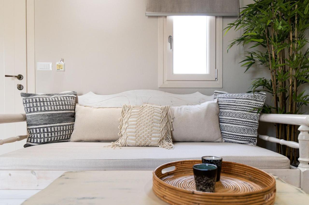 Naxos City Emery Hotel מראה חיצוני תמונה