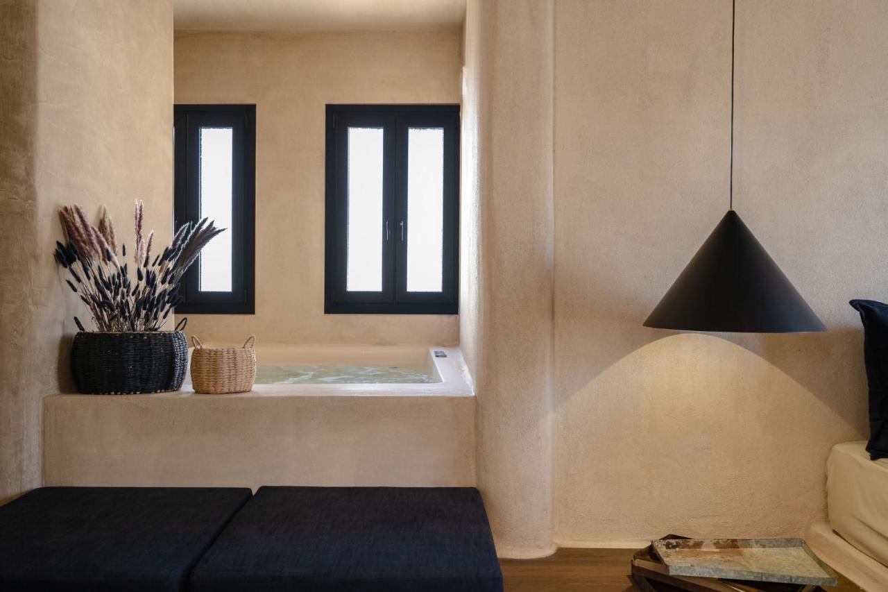 Naxos City Emery Hotel מראה חיצוני תמונה
