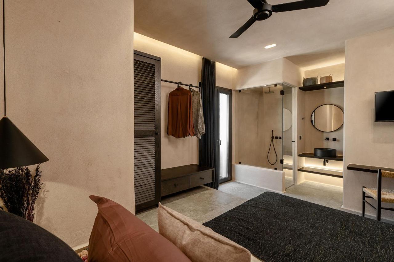 Naxos City Emery Hotel מראה חיצוני תמונה