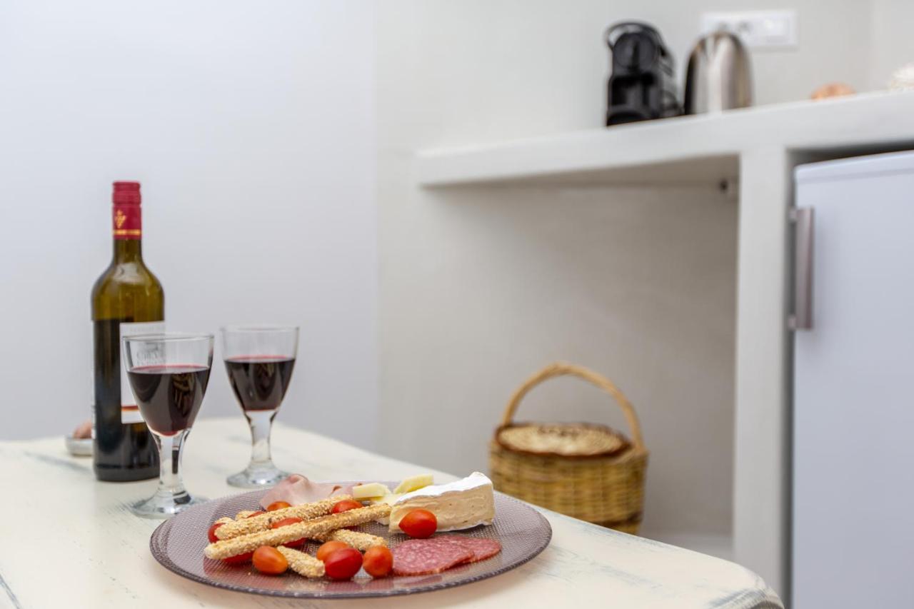 Naxos City Emery Hotel מראה חיצוני תמונה